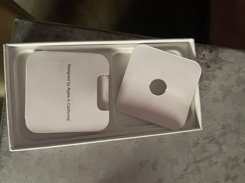 Apple iPhone 12 4