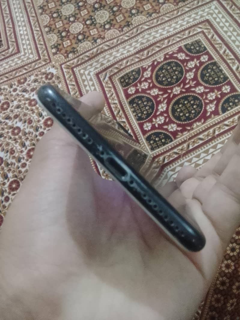 Apple iPhone 7 Plus 4