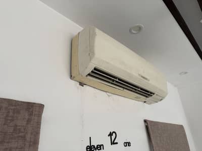 Mitsubishi AC 2 ton