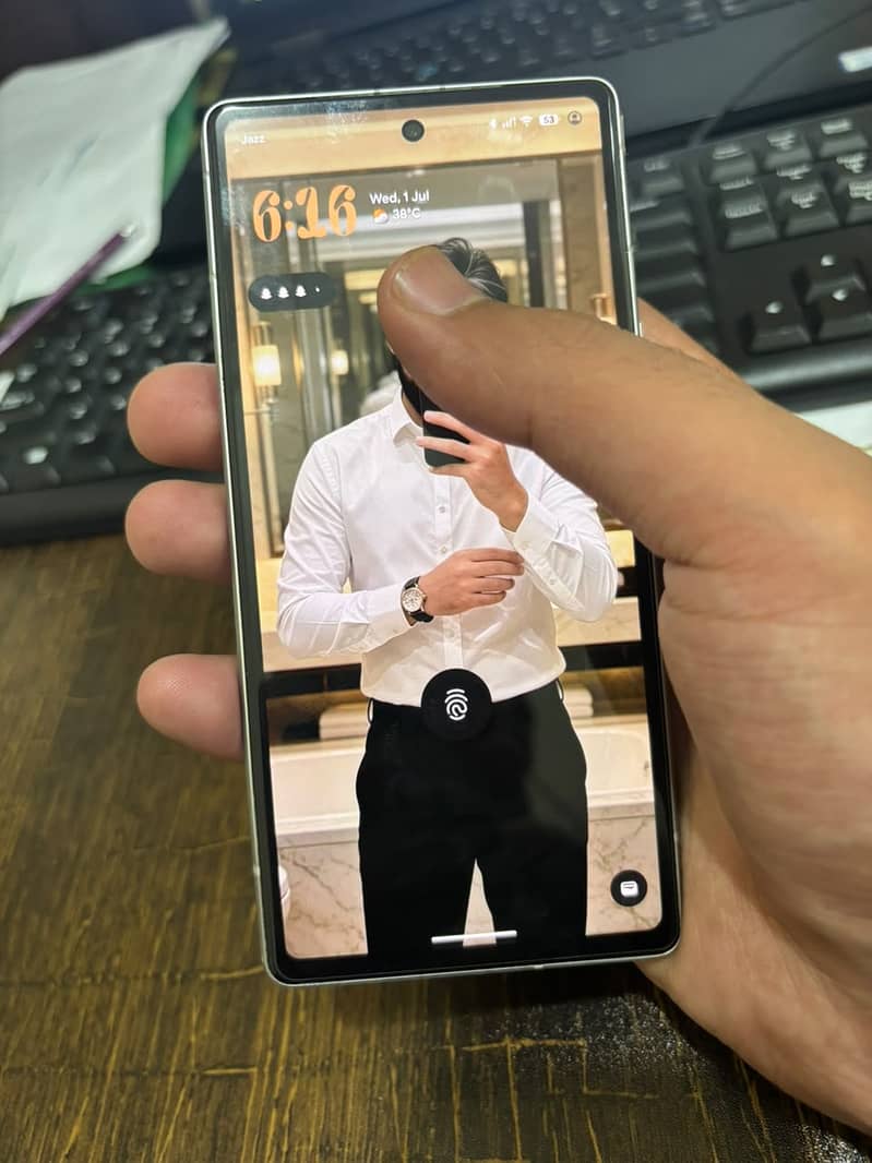 Google Pixel 7a 3