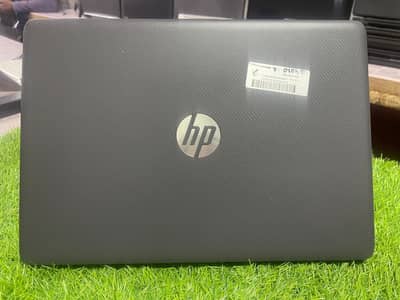 HP 240 G7 Notebook Celeron 4/128