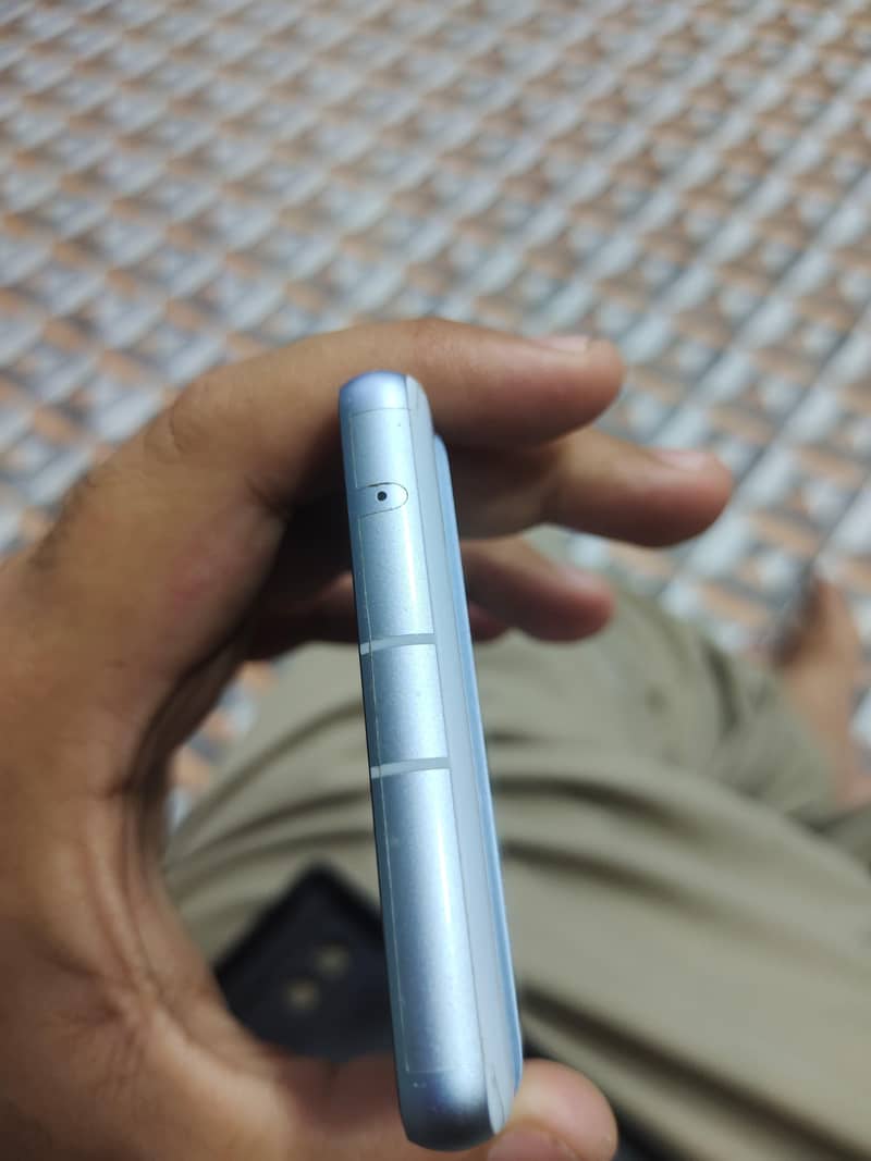 Google Pixel 7a 2