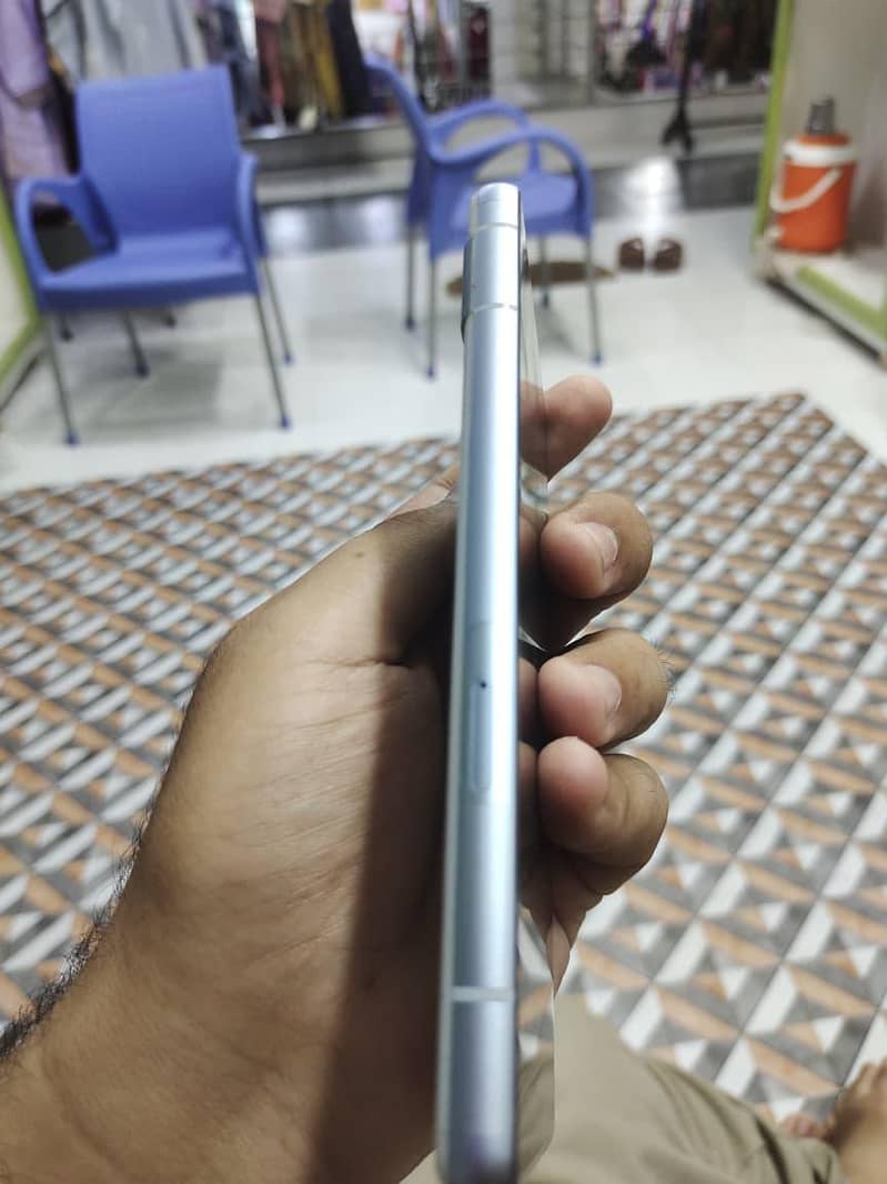 Google Pixel 7a 3