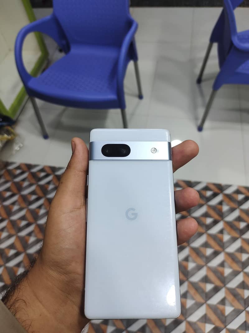 Google Pixel 7a 4
