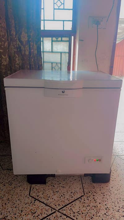 Deep freezer for sale