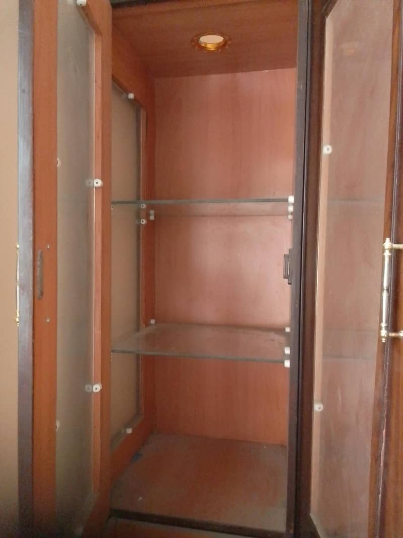 divider 3