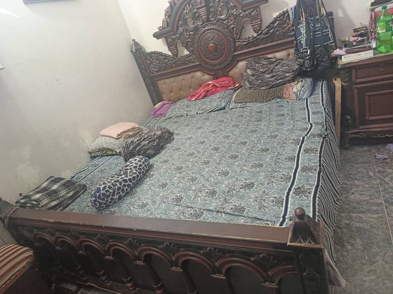 Bed with side Table s 2