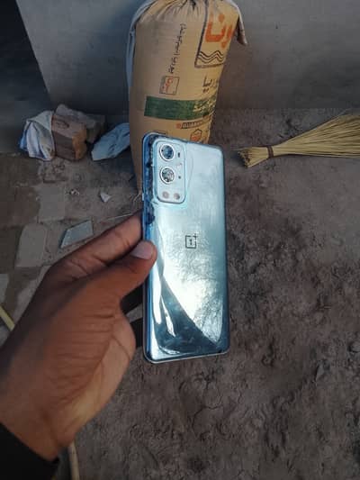 One Plus 9 Pro 12 256