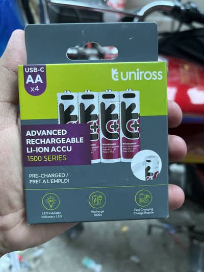 Uniross advance rechargeable li-ion ACCU 1500 series