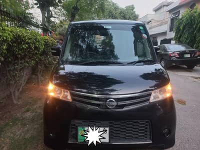 Nissan Roox 2012 660 cc