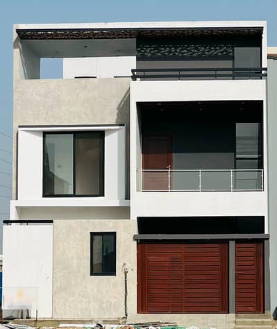 200 Sq Yards Modern Designed Bungalow For Sale   West Open