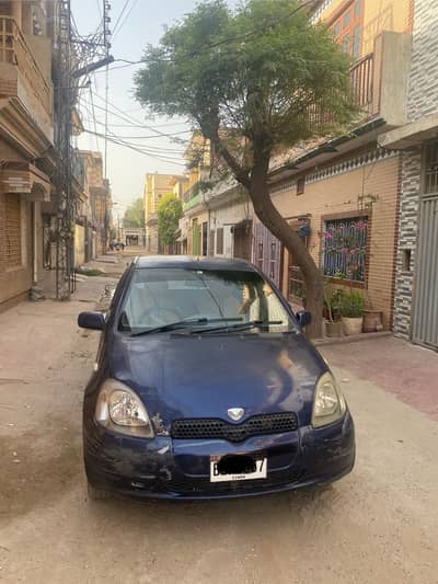 Toyota Vitz 2000