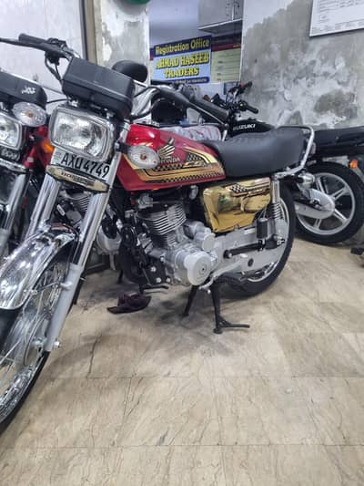 HONDA CG 125S GOLD EDITION 24/25