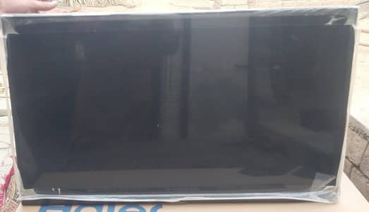 LCD haier 32 inch for sale. . only one month use