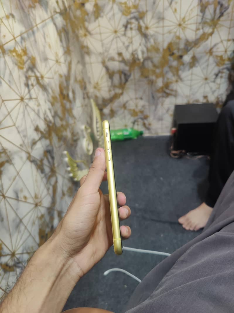 iphone 11 3