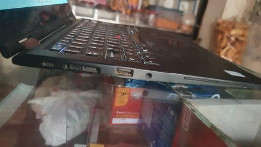 Lenovo thinkpad i5 gen8 x390 yoga