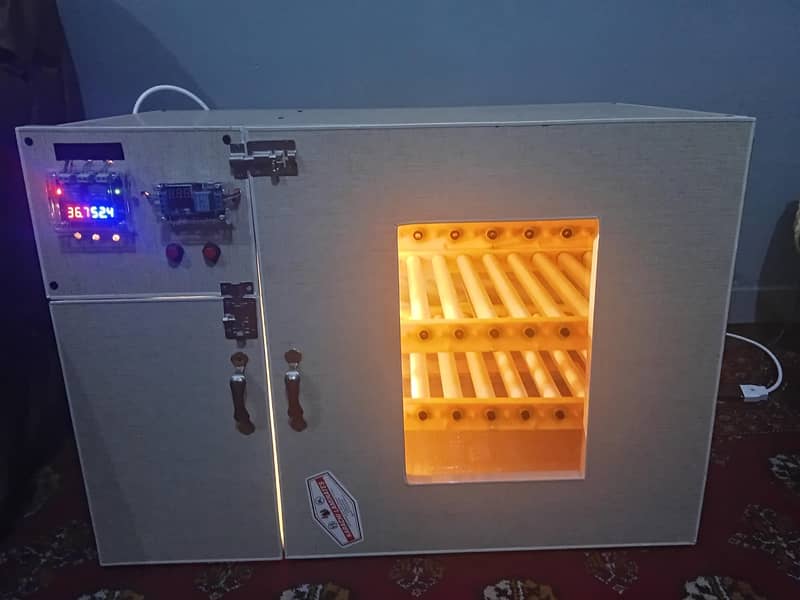 fully automatic incubator 180 eggs 0