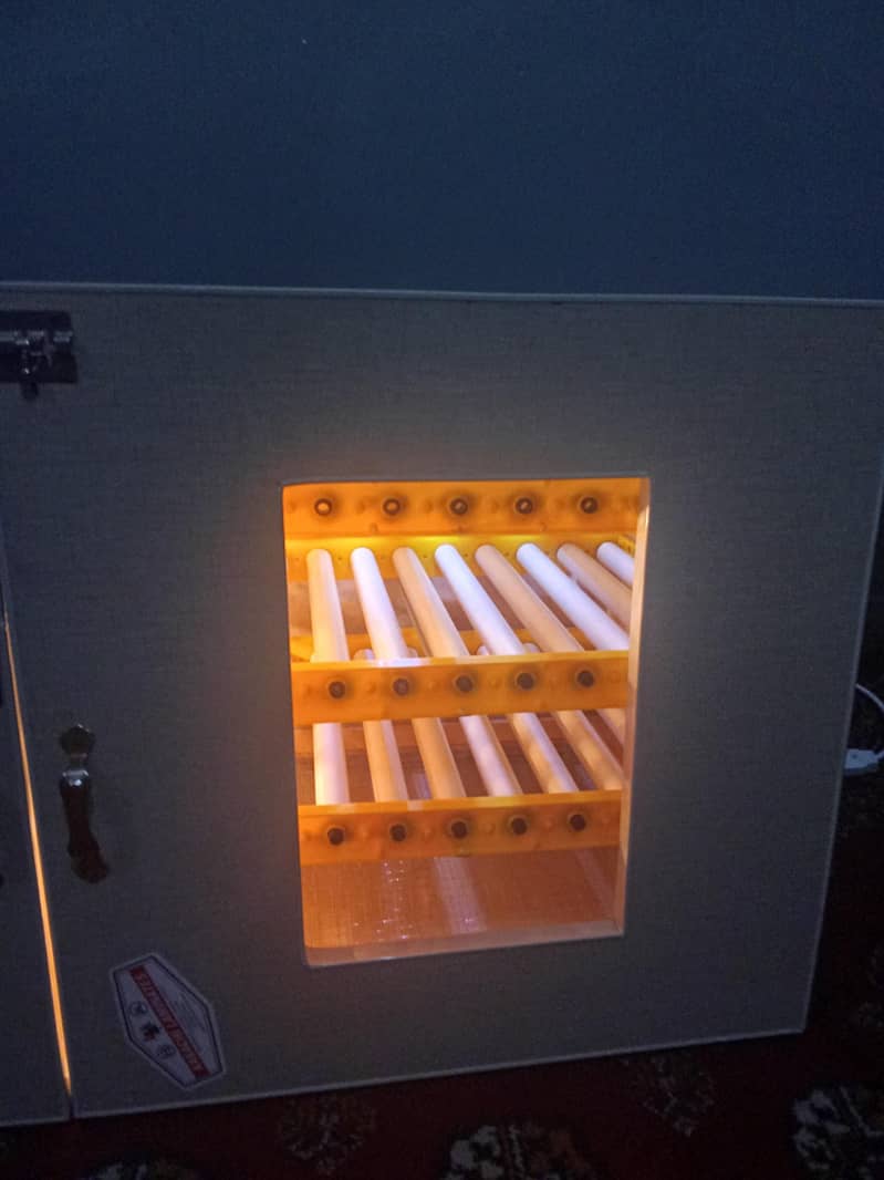 fully automatic incubator 180 eggs 3