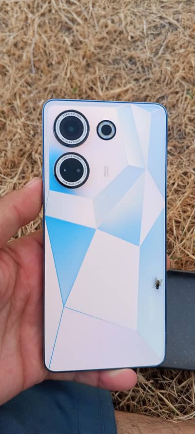 Tecno CAMON 20