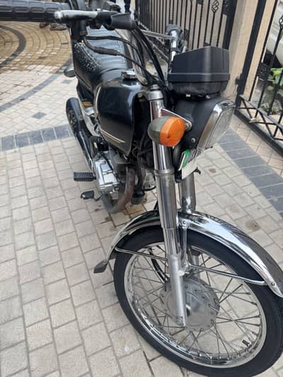 Self start 125