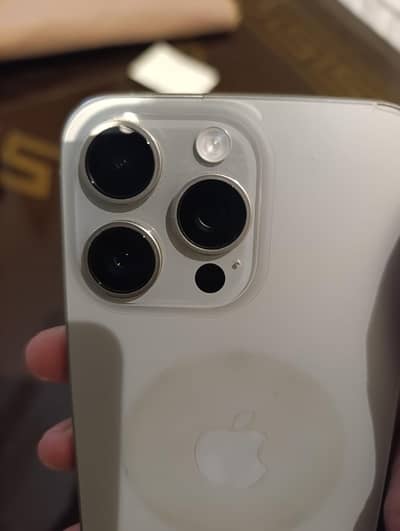 Apple iPhone 15 Pro Max