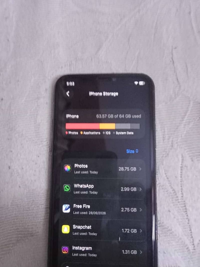 Apple iPhone 11 Pro 1