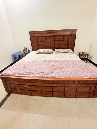 Double bed with Matrice