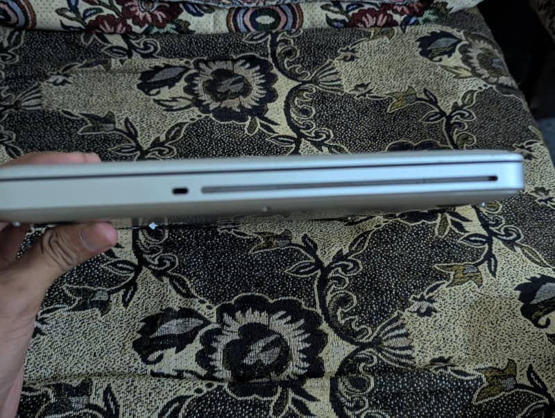 MacBook pro mid 2012 3