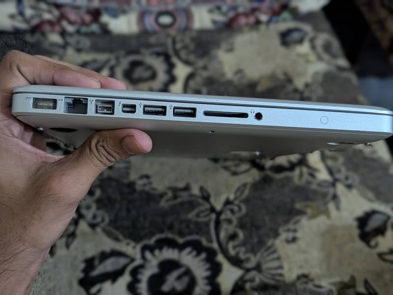 MacBook pro mid 2012 4