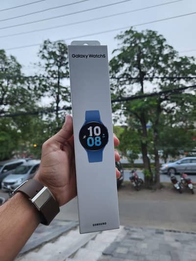 Samsung Galaxy Watch 5 - 44 MM