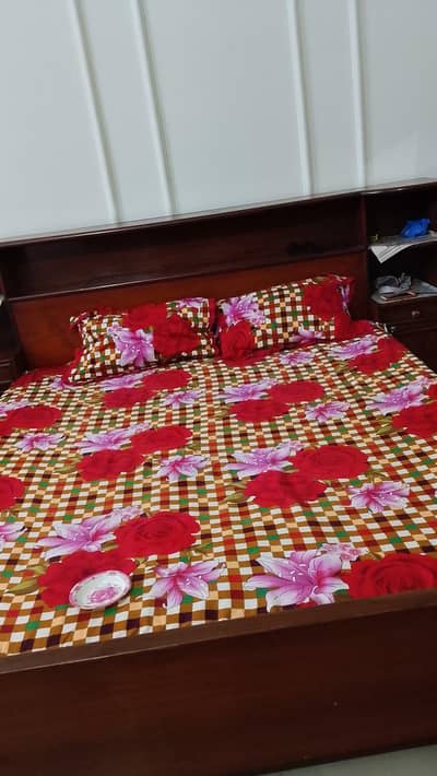 king bed without mattress   with dressing table original wood