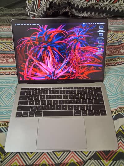 MacBook Pro 13-inch