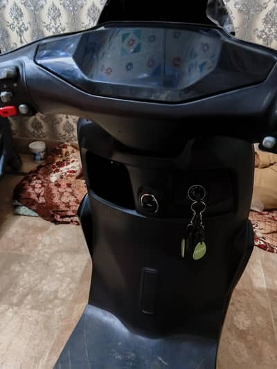 Evee S1 Scooter