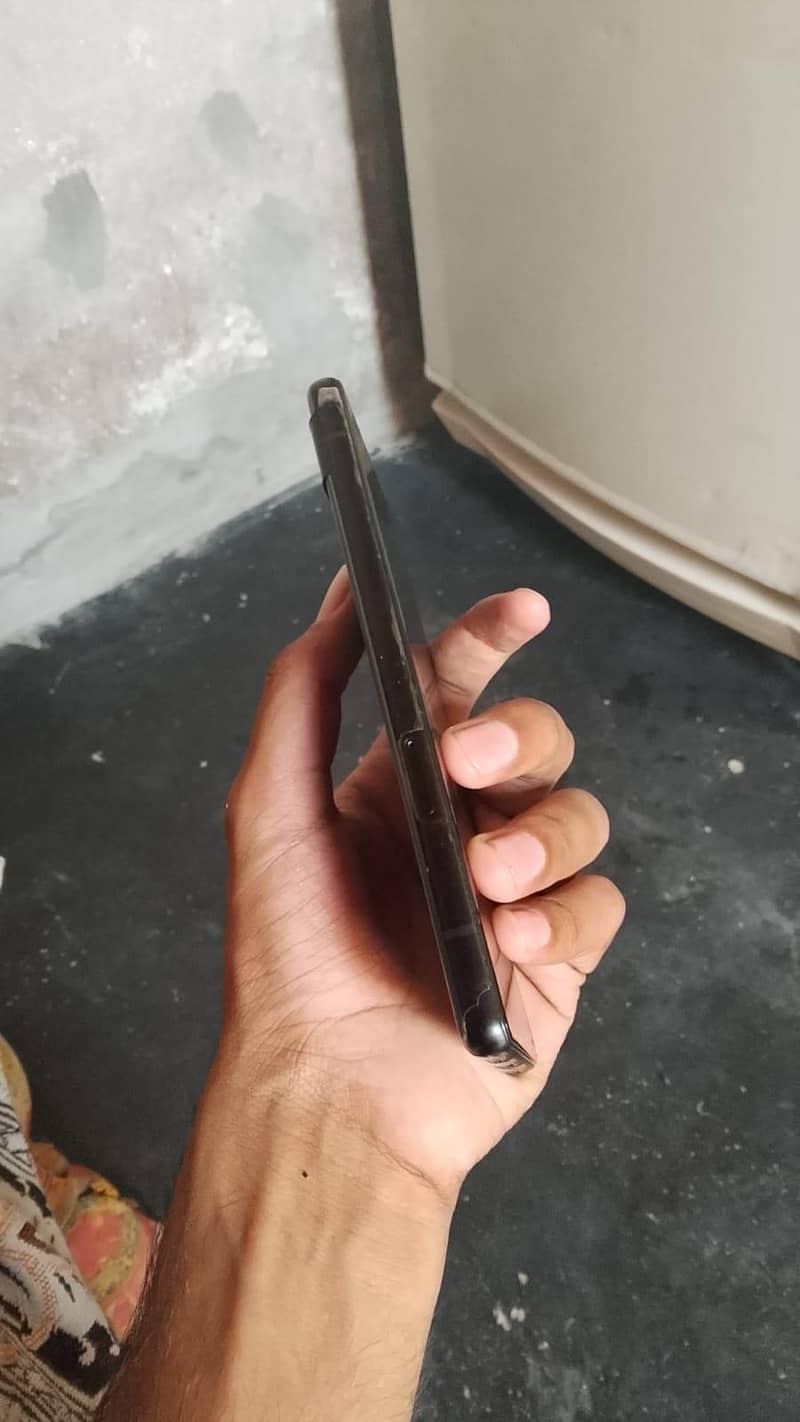 Google Pixel 6a 4