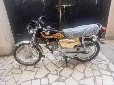 Honda 125 2026 gold edition