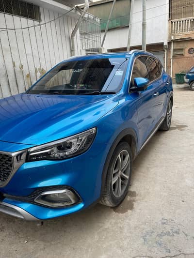 MG HS 2021