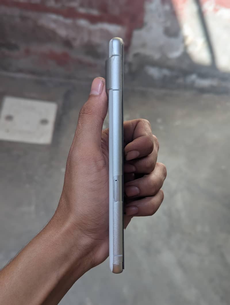 Google Pixel 7 6