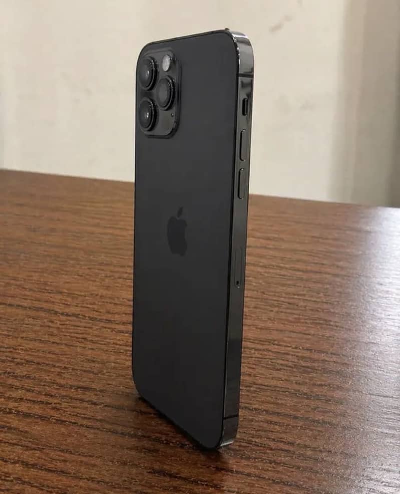Apple iPhone 12 Pro 2