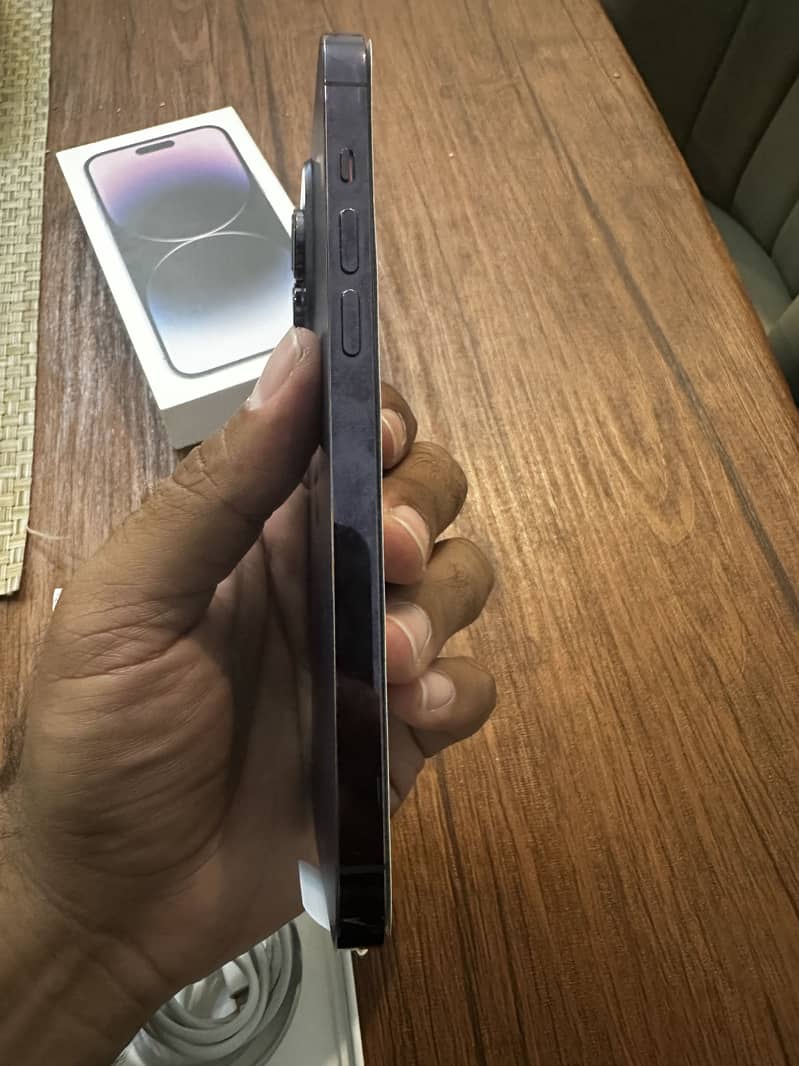 Apple iPhone 14 Pro Max 4