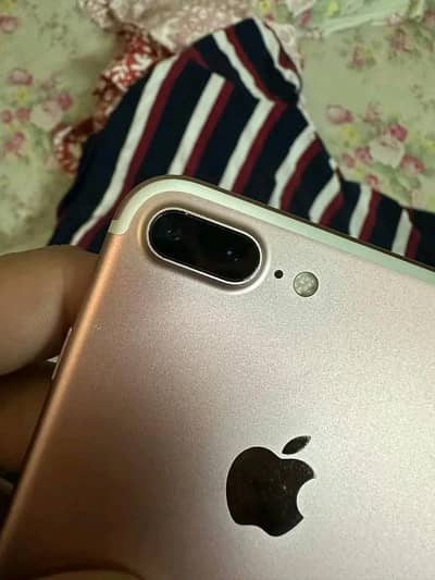 Iphone 7plus PTA approved 128gb My Whatsapp number 0320-19-06-573