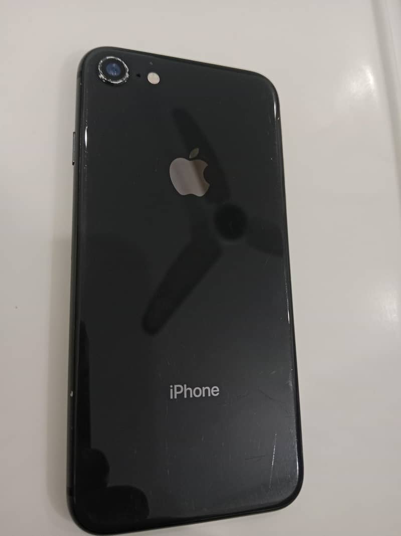 Apple iPhone 8 1