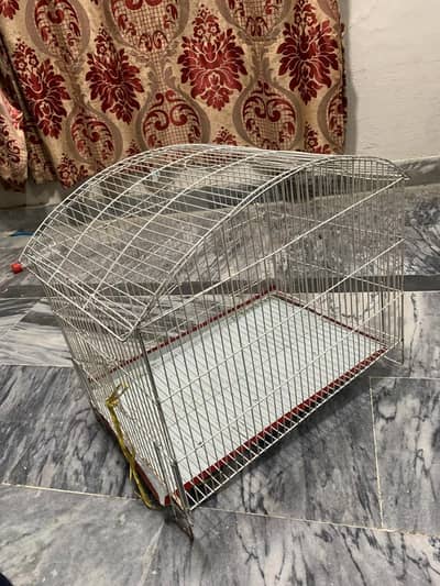 Medium cage 9/10 condition