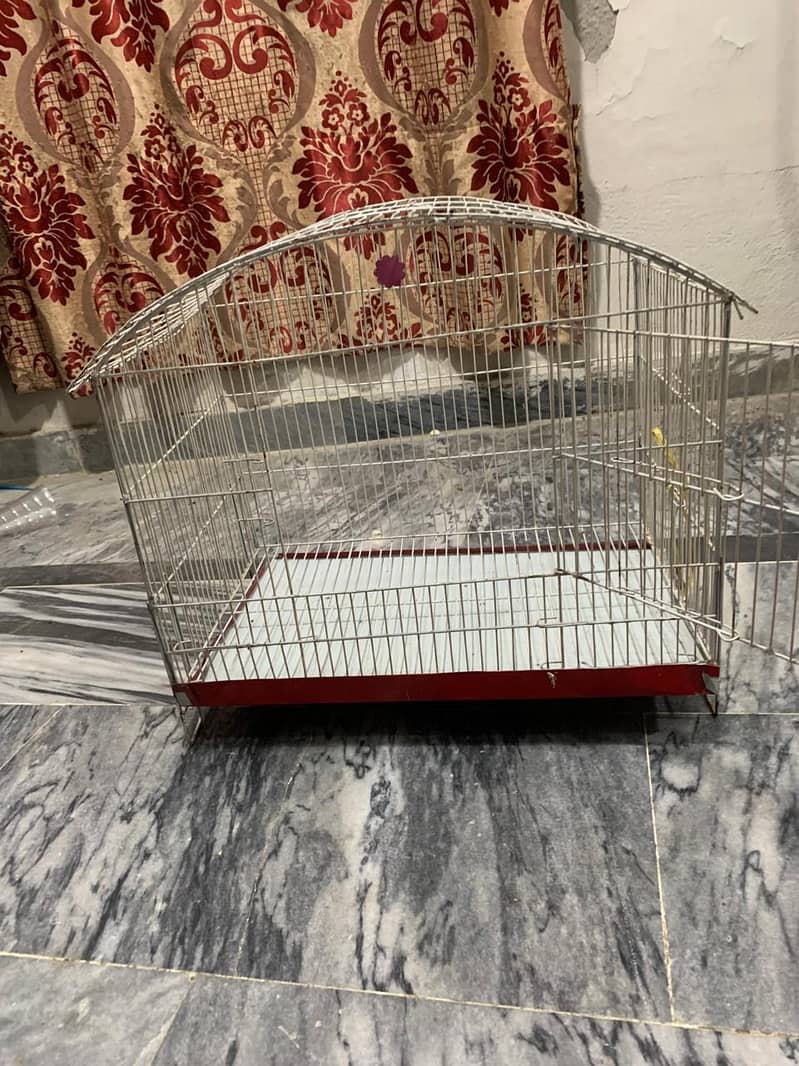 Medium cage 9/10 condition 1