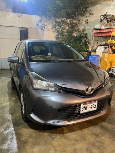 Toyota Vitz 2015