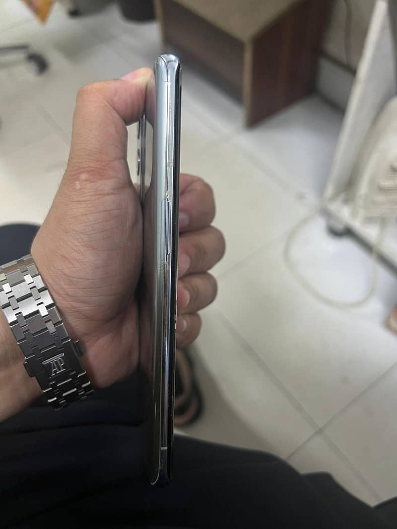 One Plus 9 Pro 1
