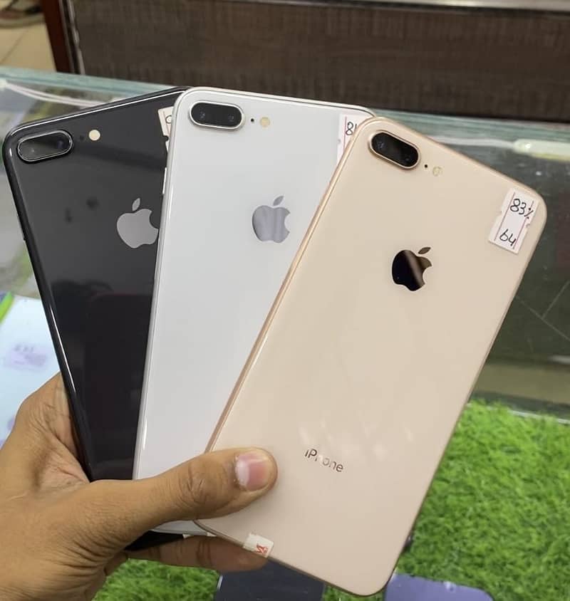 Apple iPhone 8 Plus 3