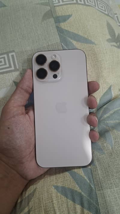 Apple iPhone 16 Pro Max