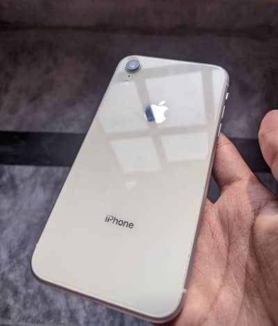 iPhone XR 128gb factory unlocked
