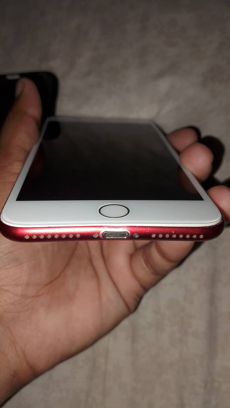 Apple iPhone 7 Plus 3