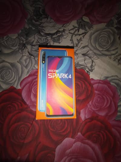Tecno Spark 4